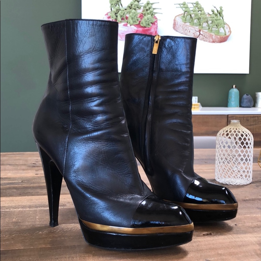 YSL Leather Boot w/ Platform | HOST PICK